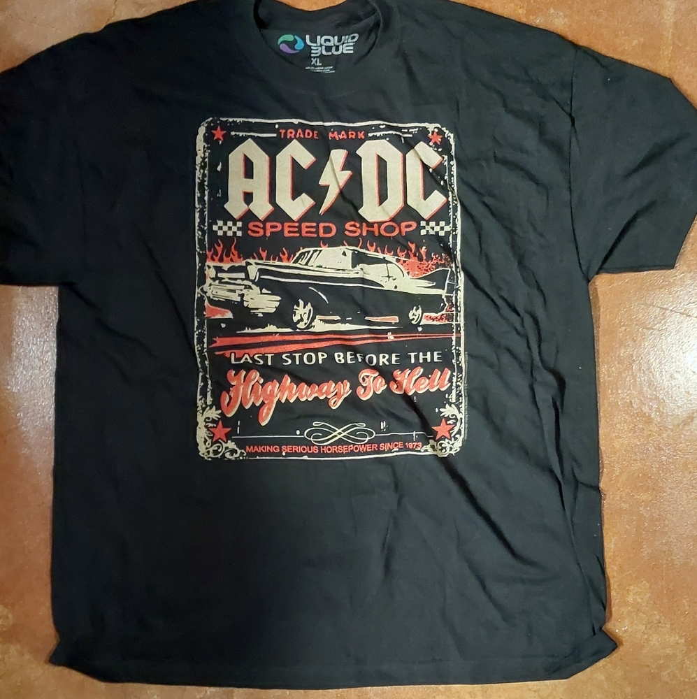 New black AC/DC T shirt